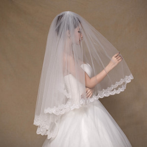 bv2272871 Little Lace Trim Veils Short Bridal Veils