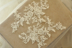 ivory Alencon lace applique pair for wedding veil, bridal lace, wedding gown, bridal dress