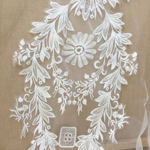 Vintage style off white clear sequin lace applique, flroal embroidery lace patch for wedding bridal veils