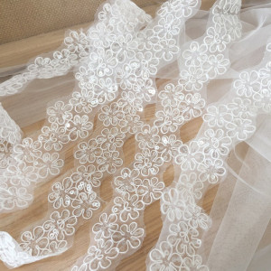 11 Yards Dense Sequin Bridal Veil Lace Trim in ivory , floral embroidery wedding bridal lace 5 cm wide