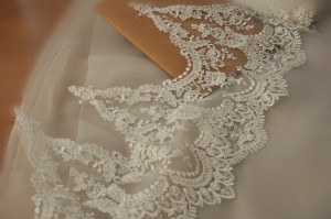 beautiful Ivory Alencon Lace Trim for Bridal Veils, Bridal Drop/Circle Veil, Wedding Gown , Bridal Dress