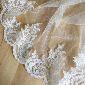 Beautiful Off white / black French alencon lace trim , wedding dress bridal gown lace fabric trim, French cord lace trim by yard