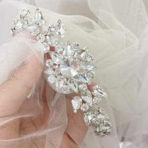 1 PCS Delicate Small Rhinestone Beaded Crystal Applique for Bridal Gown Accessories , Birdal Boutique, Wedding Belt Sash