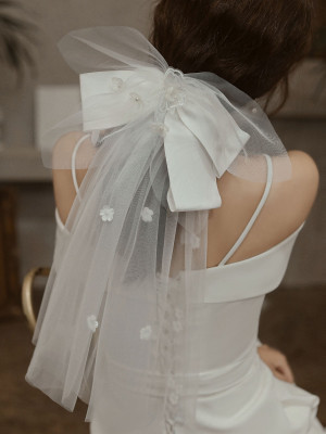 bv2272803 Bowtie Lace Appliqued Pearl Beaded Little Veils Short Bridal Veils