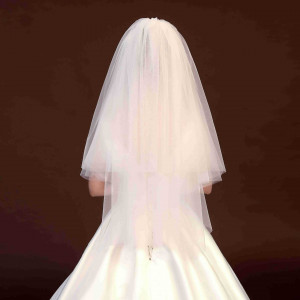 bv2272851 Simple Elegant Bridal Veils