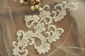 1 Pair Bridal Lace Applique for Wedding Gown, Veils, Clutches, Headband, Bodices, Dress Hem