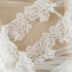 6 Yards Vintage Style Bridal Gown Lace Trim , Double Eyelash Crochet Wedding Lace in Ivory, Scalloped Trim DIY